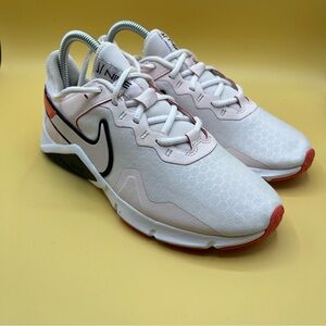 Nike Legend‎ Essential 2 Light Soft Pink